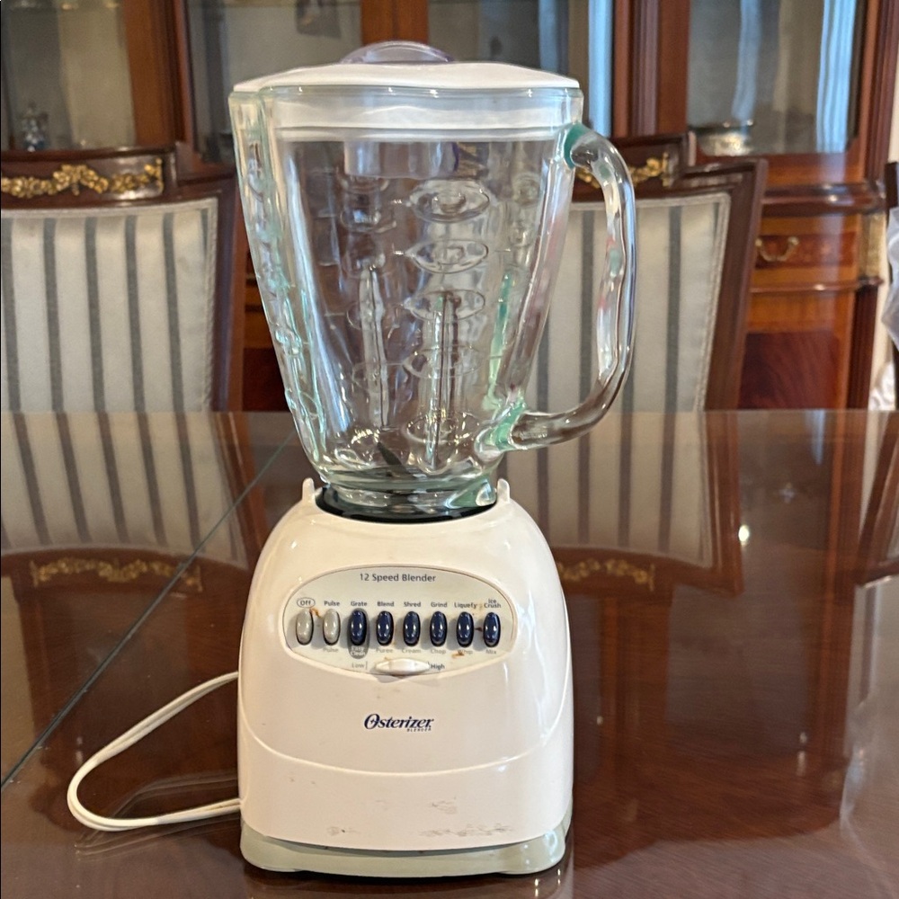 Oster Cream 12-Speed Blender
